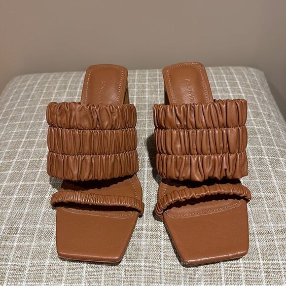 Jonathan SIMKHAI Felix Elastic 3.5 in‎ Heeled Mules - Size 38 (7.5) - Picture 6 of 15